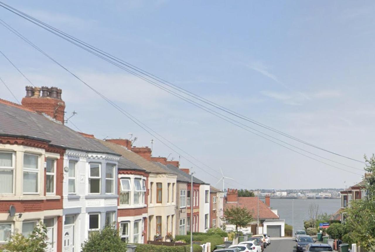 Elmo River Studios - 6 En-Suites In Wallasey - Easy Parking - Short And Long Stays Welcome Экстерьер фото